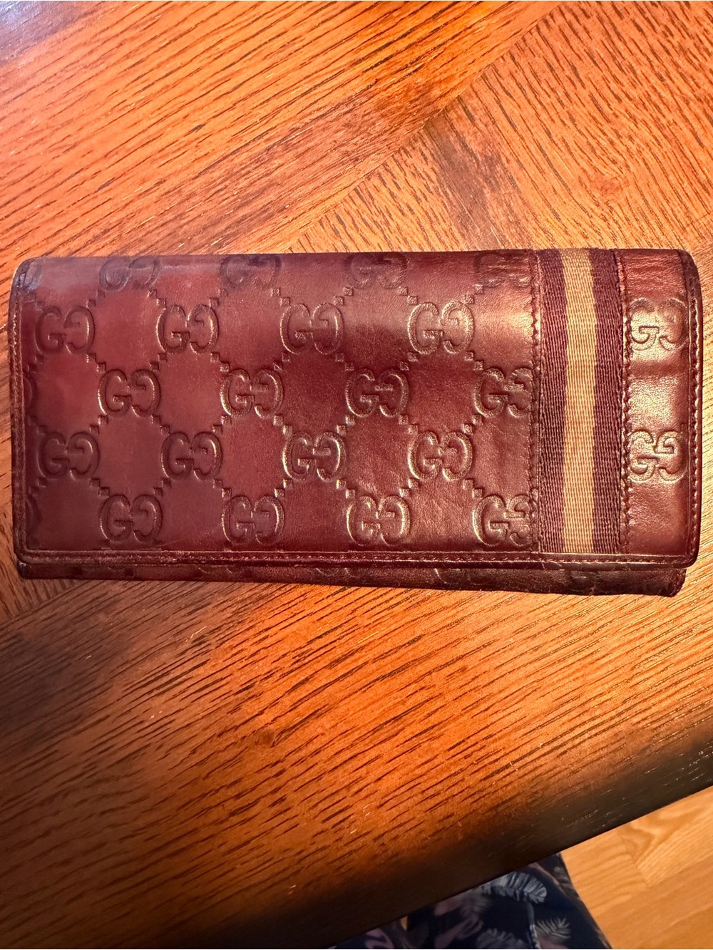 Authentic Vintage Gucci Dark Brown/Burgundy Embossed GG Wallet w/ Stripe and COA